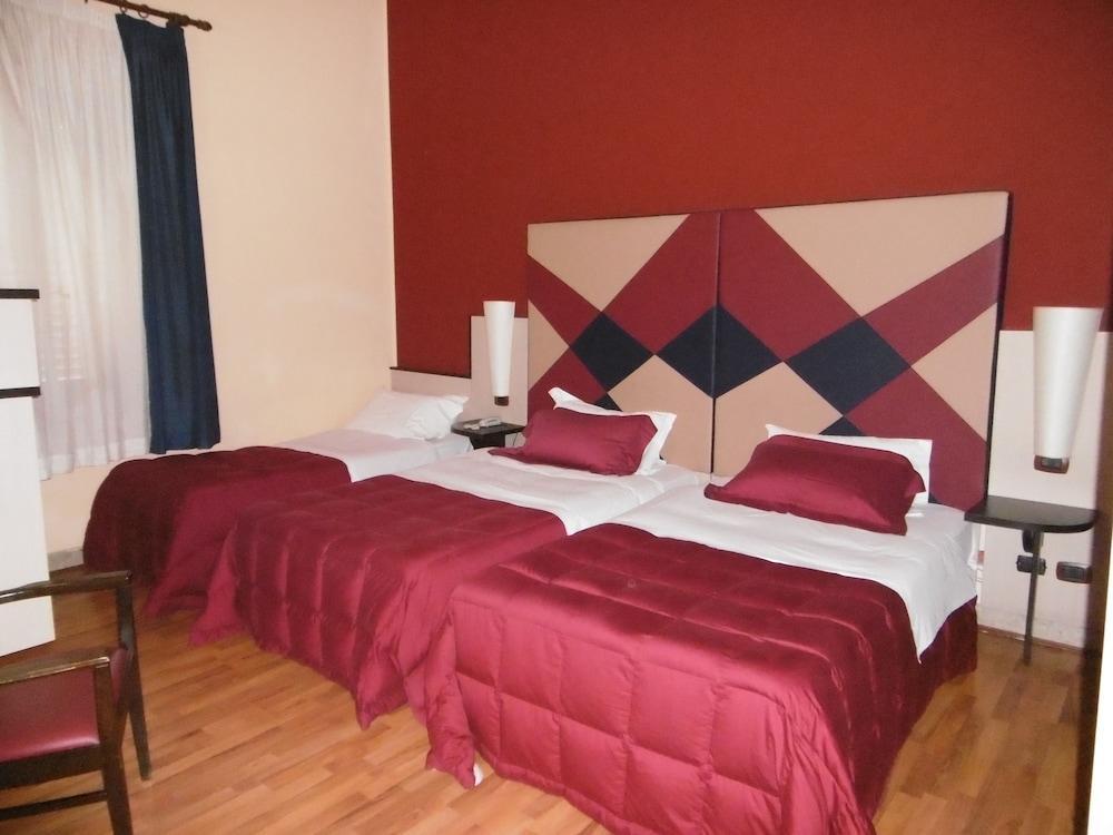 Hotel Sant'Elia 墨西拿 外观 照片
