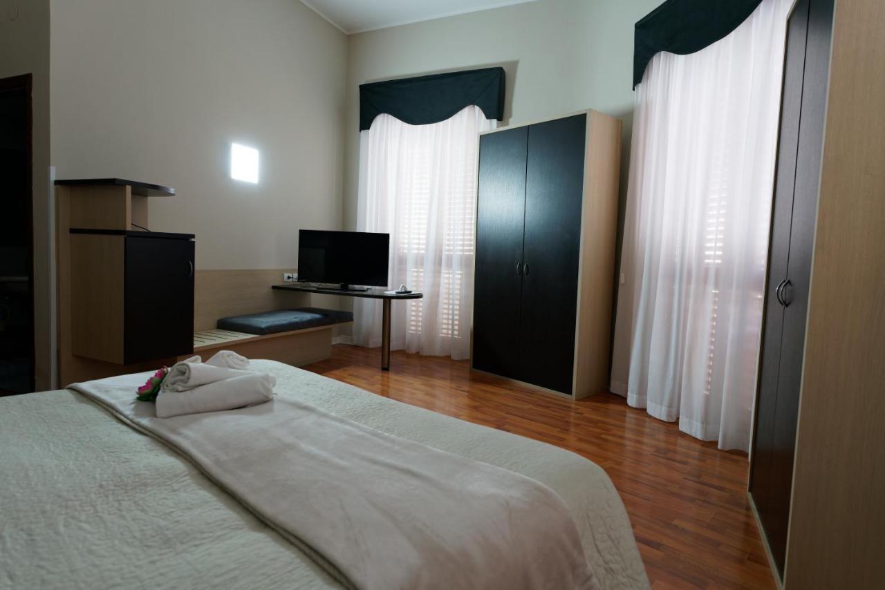 Hotel Sant'Elia 墨西拿 外观 照片
