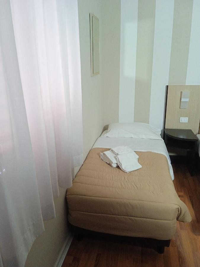 Hotel Sant'Elia 墨西拿 外观 照片
