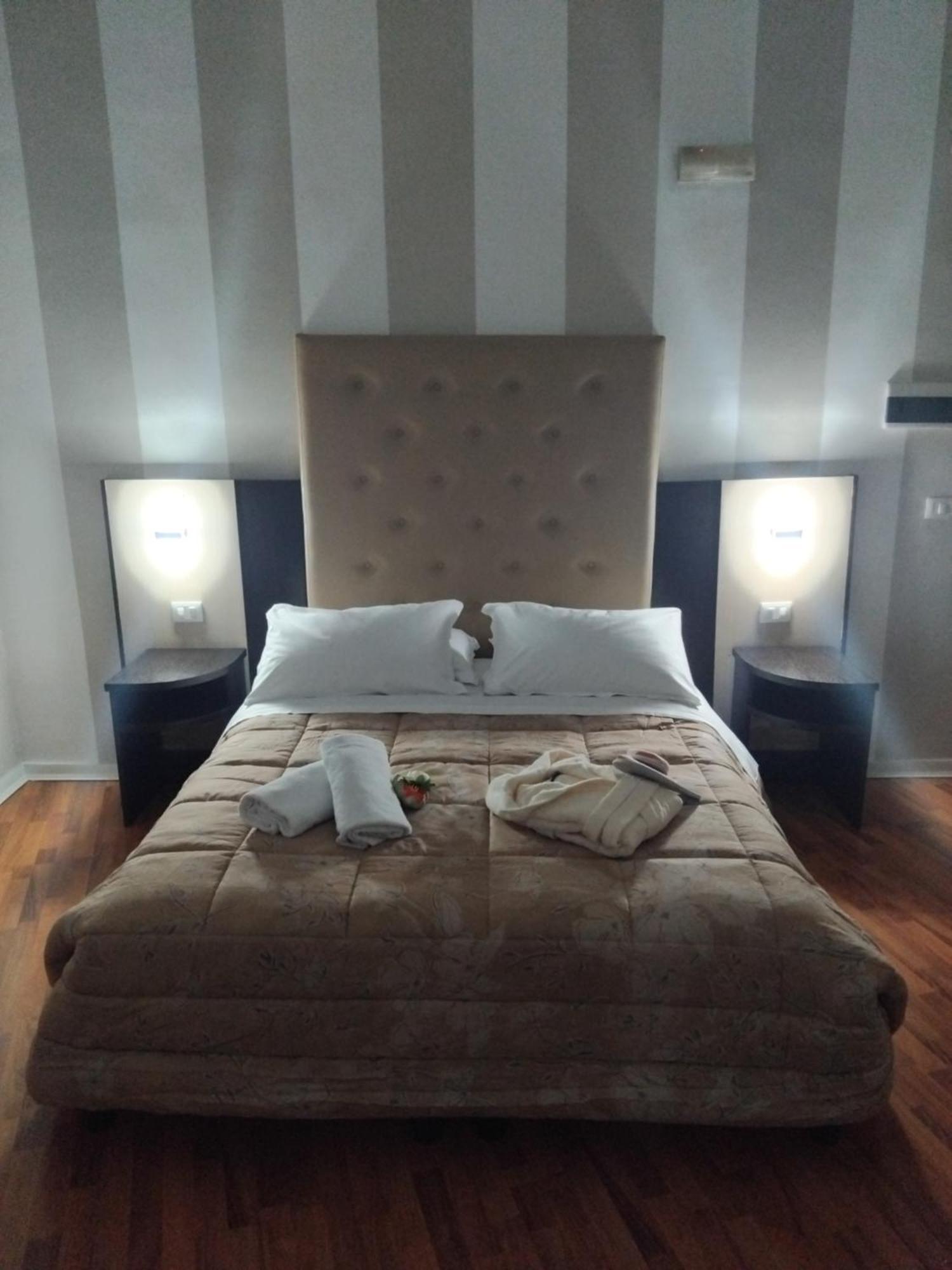 Hotel Sant'Elia 墨西拿 外观 照片