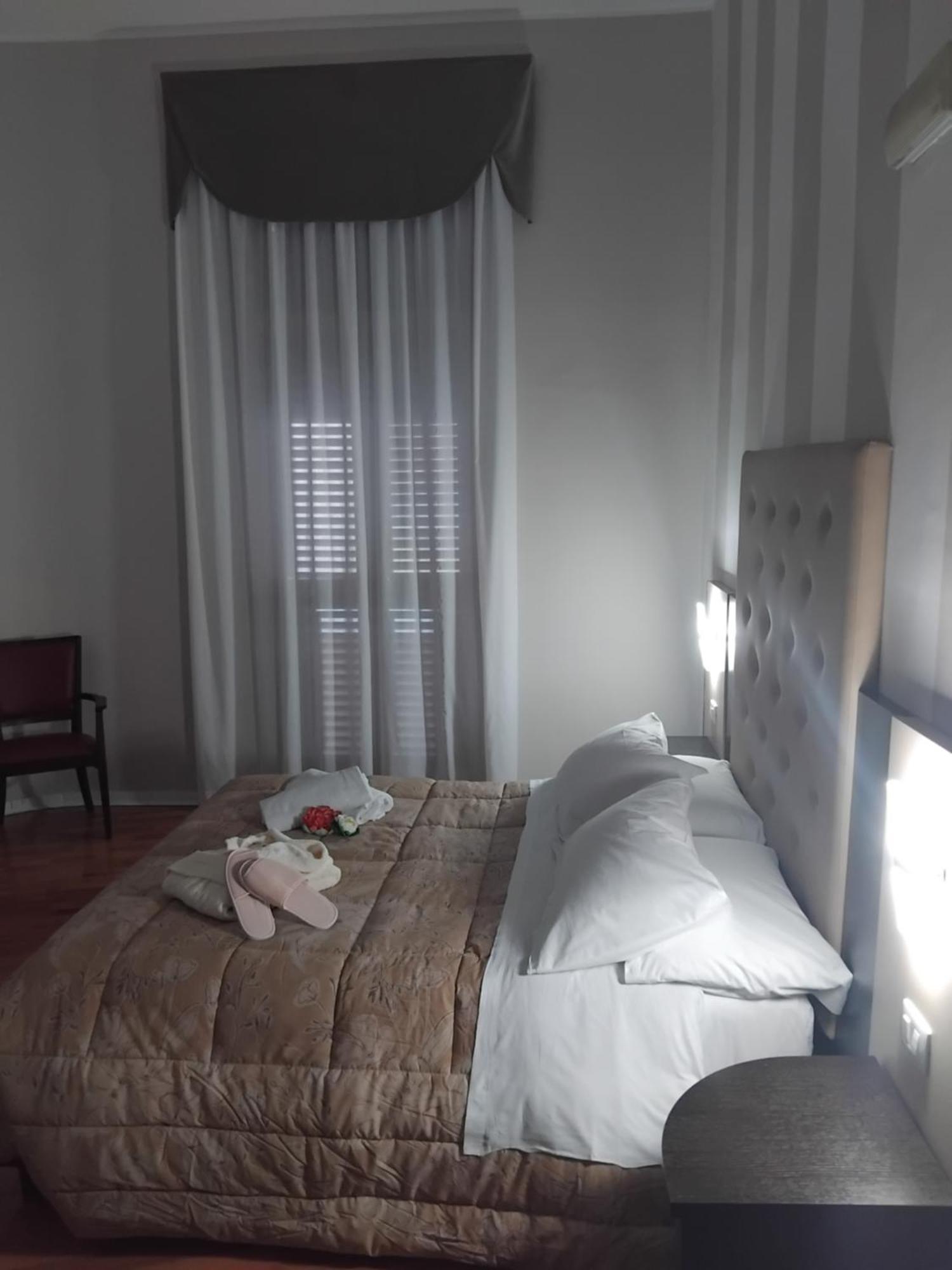 Hotel Sant'Elia 墨西拿 外观 照片